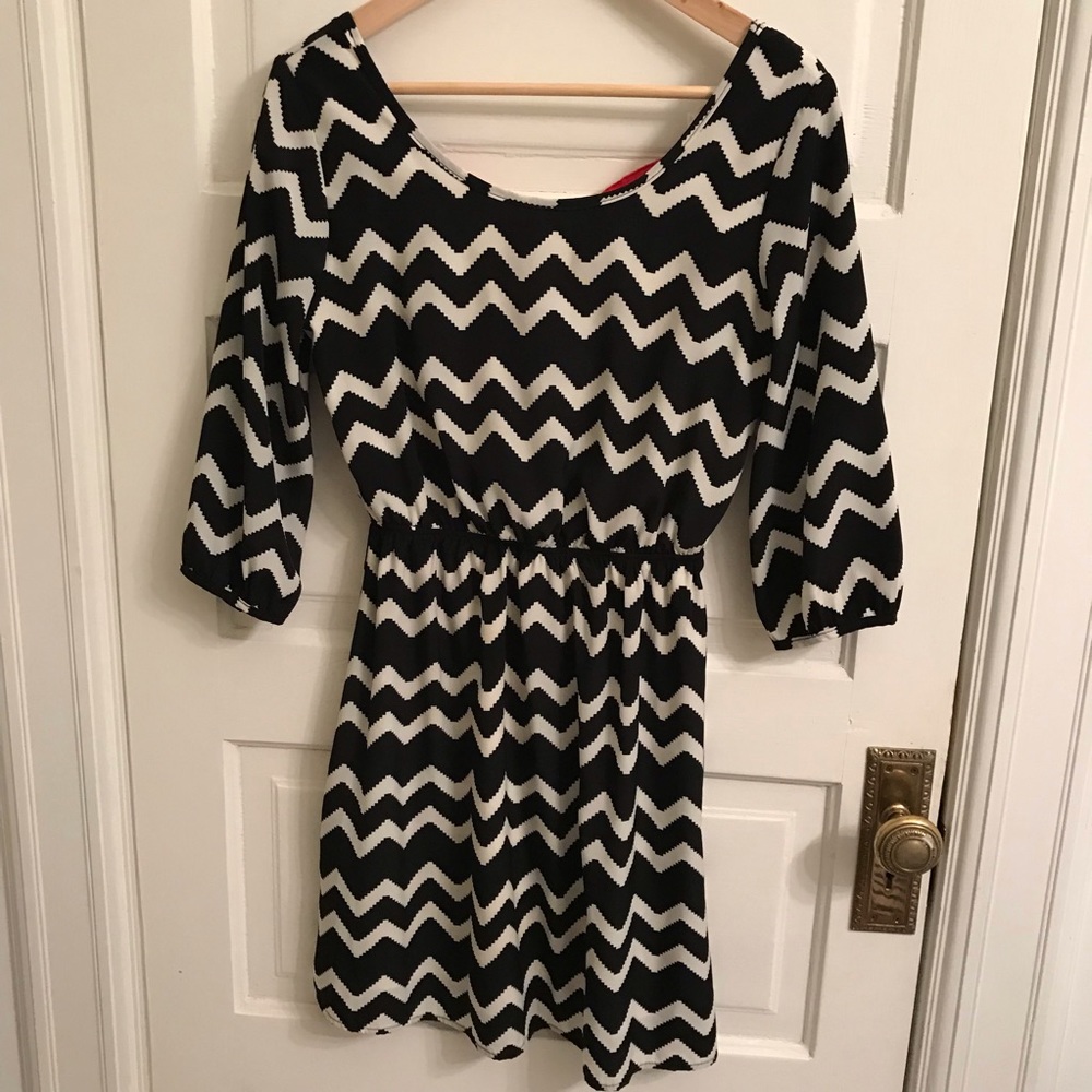 Black and white Chevron dress with red bow in back